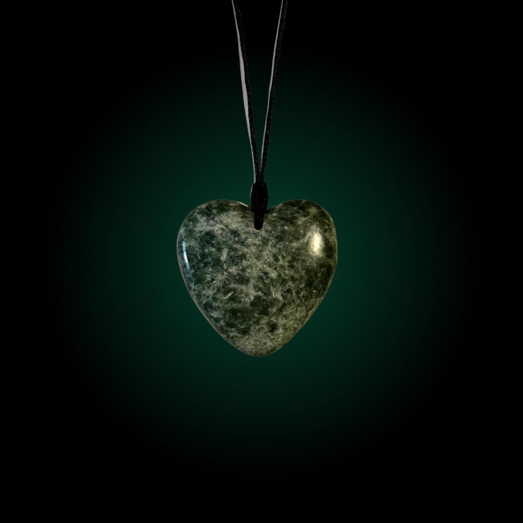 Heart - Medium - Auhunga Pounamu - RIVERSTONE CARVING