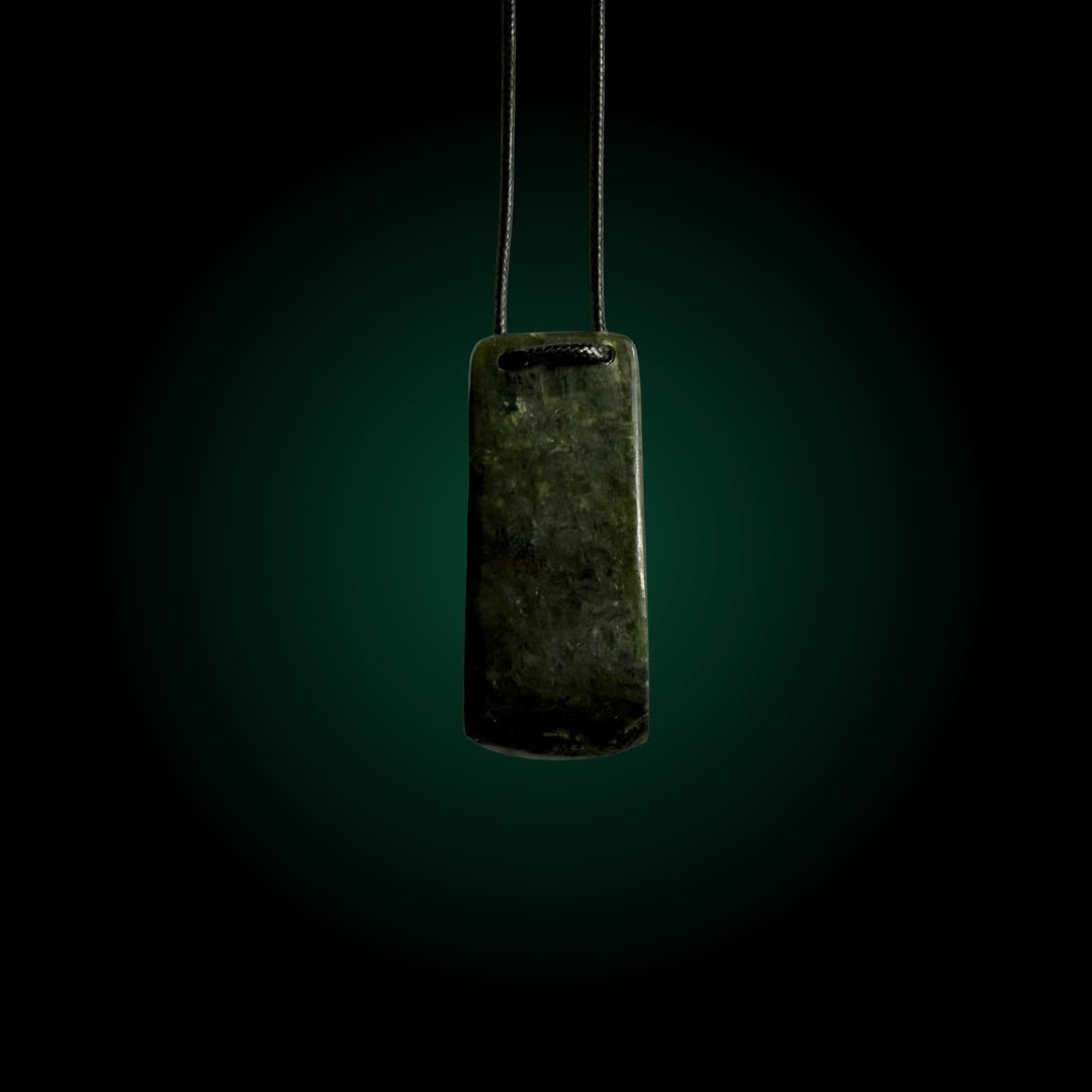 Toki - Small - Kawakawa Pounamu - RIVERSTONE CARVING